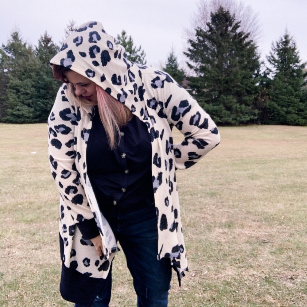 NWT Leopard Cream Hooded Cardigan - Picture 4 of 8